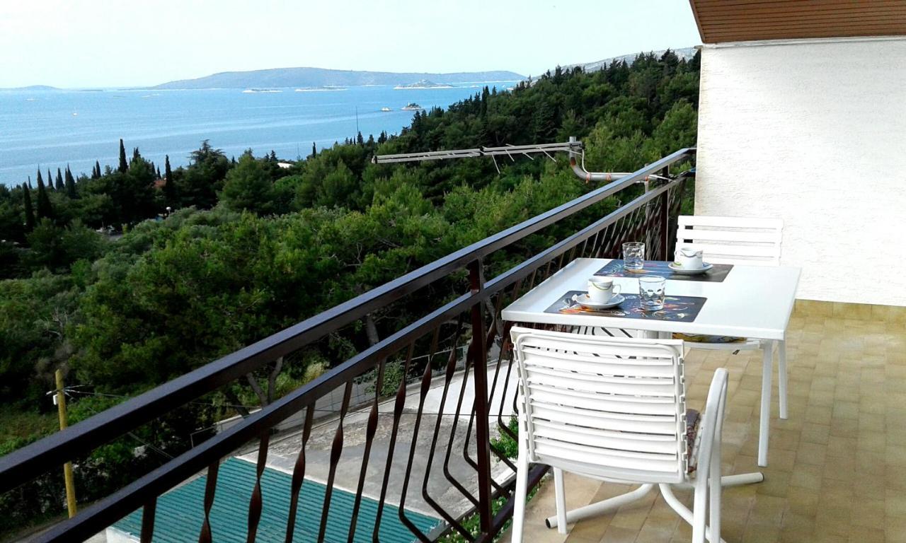 Apartmani Ruzmarin - Seget Donji, تروغير المظهر الخارجي الصورة