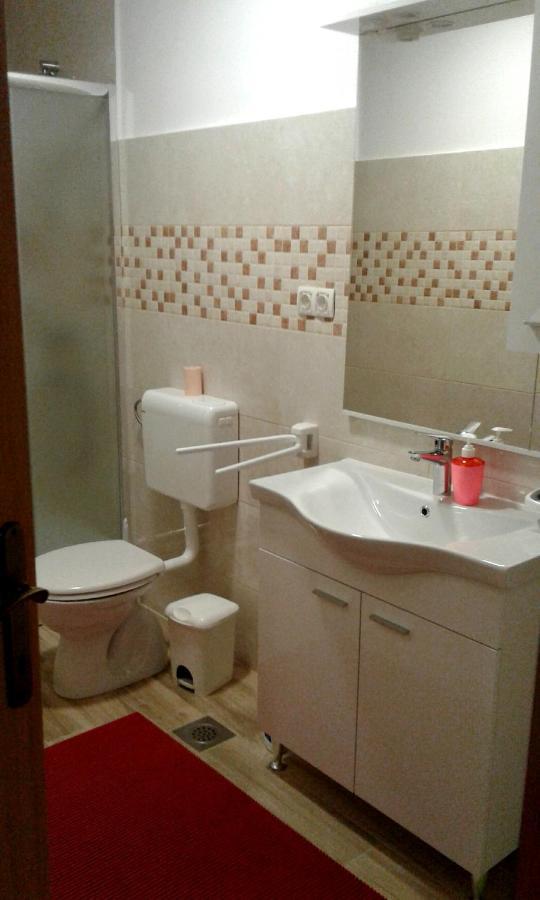 Apartmani Ruzmarin - Seget Donji, تروغير المظهر الخارجي الصورة