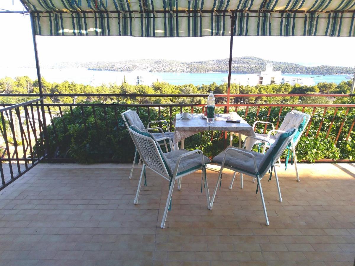 Apartmani Ruzmarin - Seget Donji, تروغير المظهر الخارجي الصورة