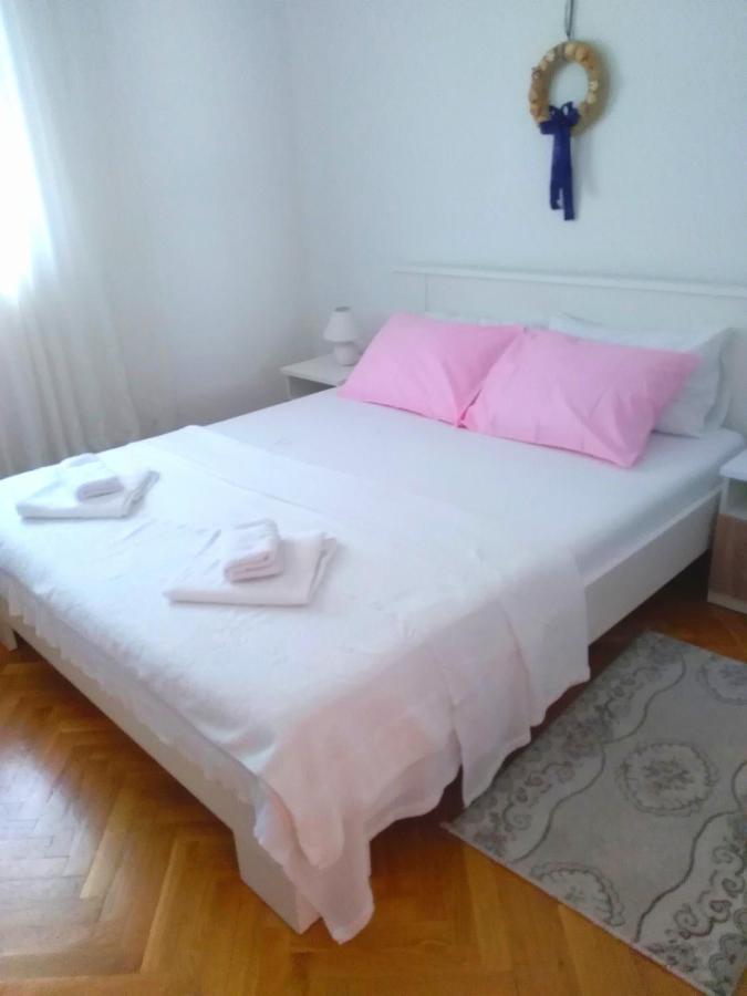 Apartmani Ruzmarin - Seget Donji, تروغير المظهر الخارجي الصورة