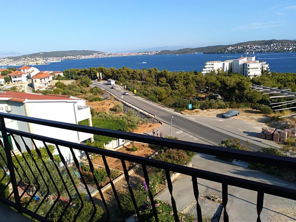 Apartmani Ruzmarin - Seget Donji, تروغير المظهر الخارجي الصورة